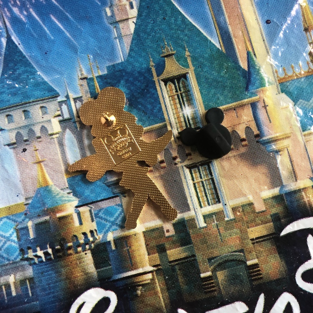 SOLD Disney Tinkerbell Goofy Ears Hat Pin - Picture 2 of 2
